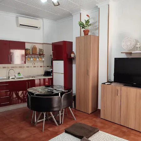 Sunny Apartment *