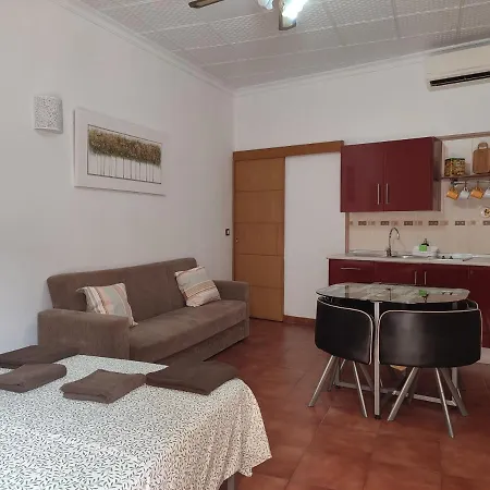Sunny Apartment *